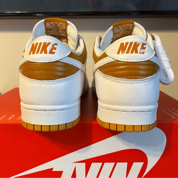 NIKE Dunk Low Reverse Dark Curry - Picture 7 of 11